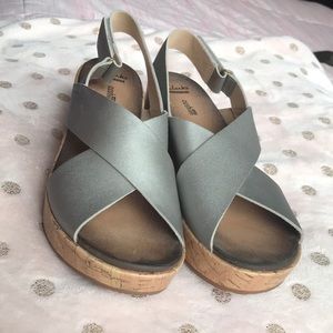 Clark’s Collection Strappy grey wedge